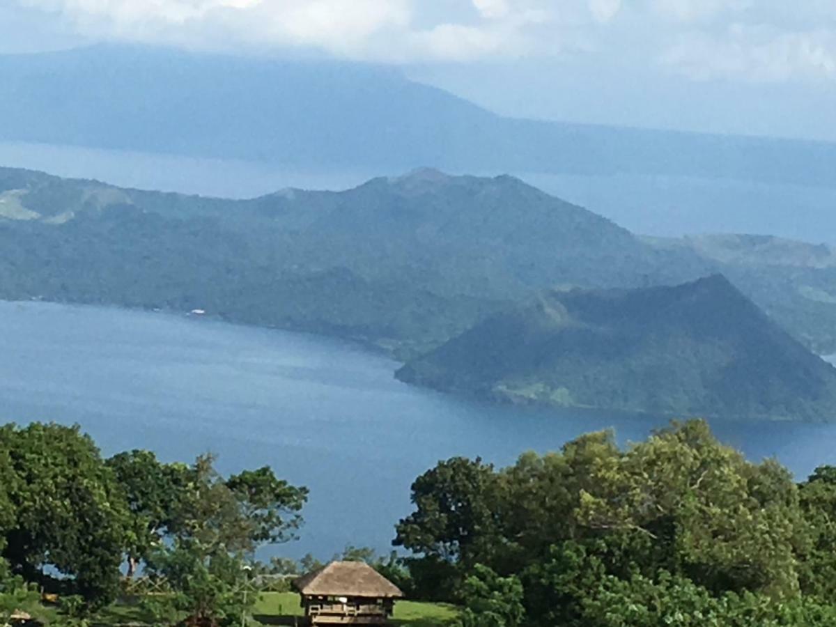 A Breath Taking View Of Taal Lake&Volcano Tagaytay City Buitenkant foto