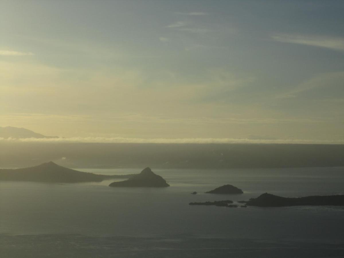 A Breath Taking View Of Taal Lake&Volcano Tagaytay City Buitenkant foto